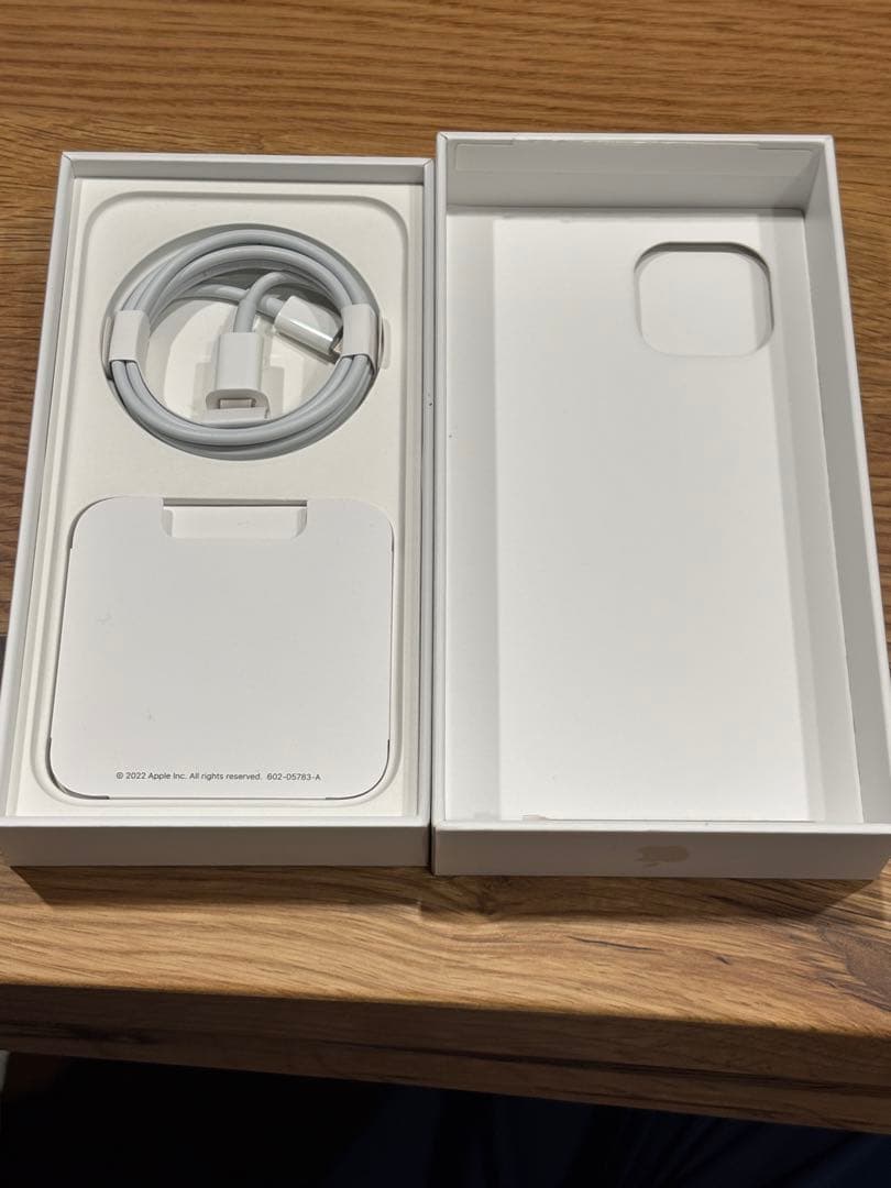 Apple iPhone 14 スターライト 本体 256gb