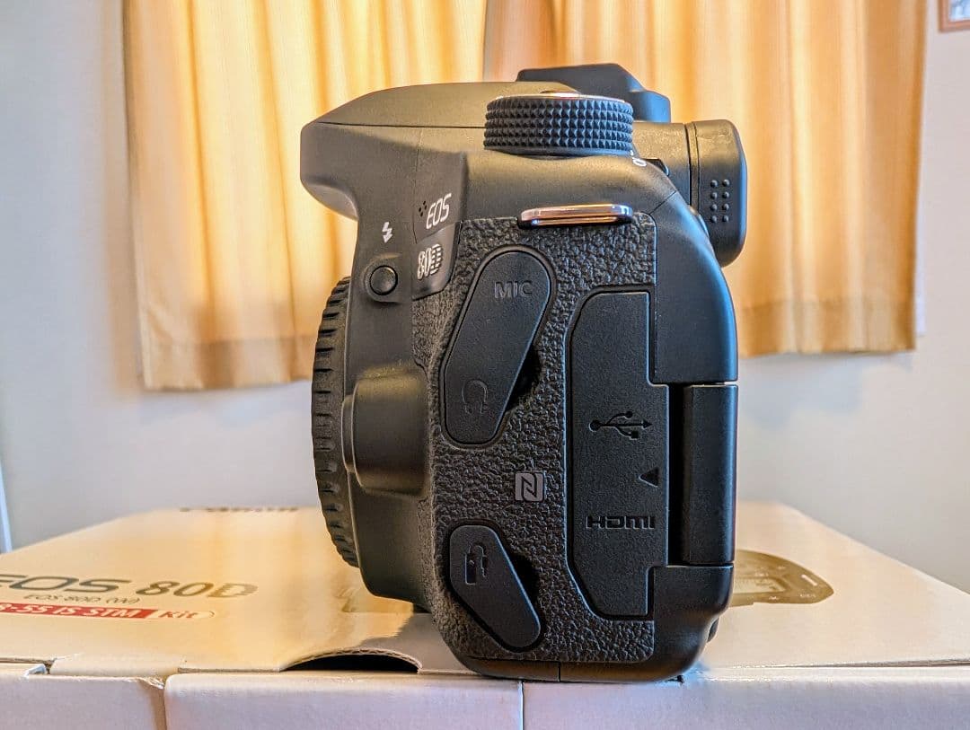 美品！Canon EOS 80D ダブルズームキット