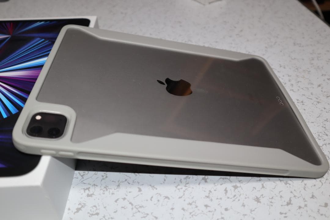 ipad pro 11第3世代512GB　wifiモデル　ケース付き