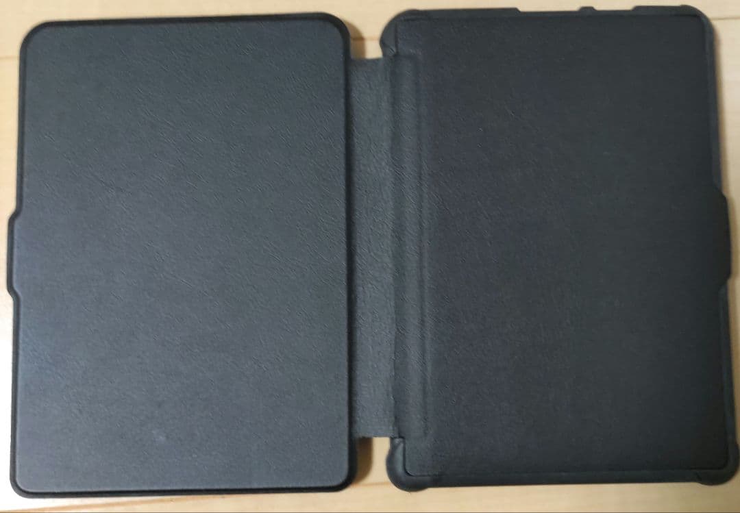 KOBO Kobo Clara HD N249-KJ-BK-S-EP（ケース付）