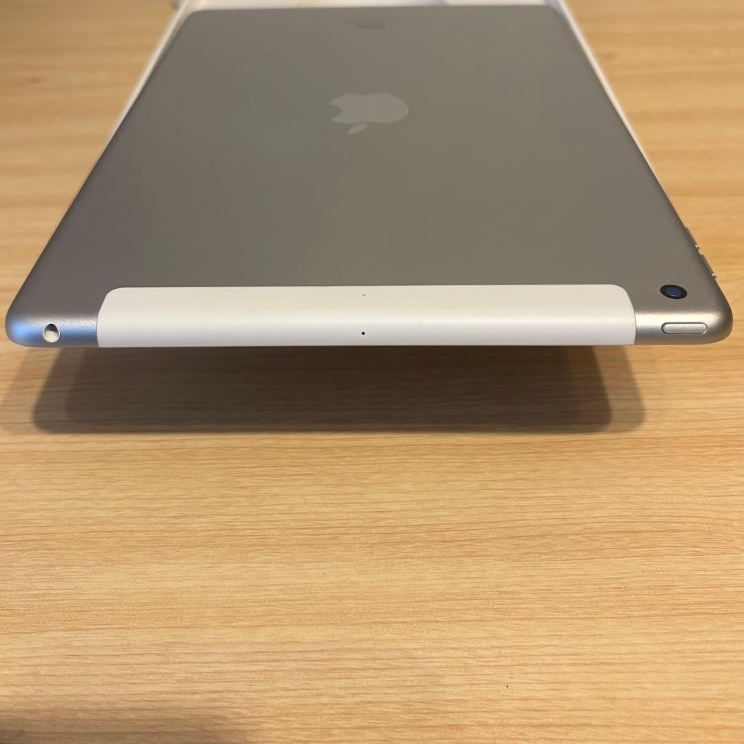 【美品】Apple iPad 第7世代 Wi-Fi+Cellular 32GB