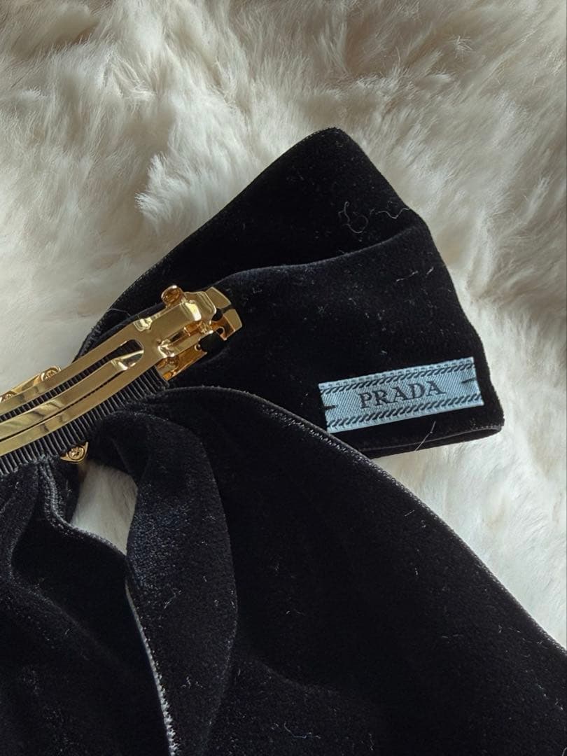 PRADA リボンバレッタ ベルベット黒