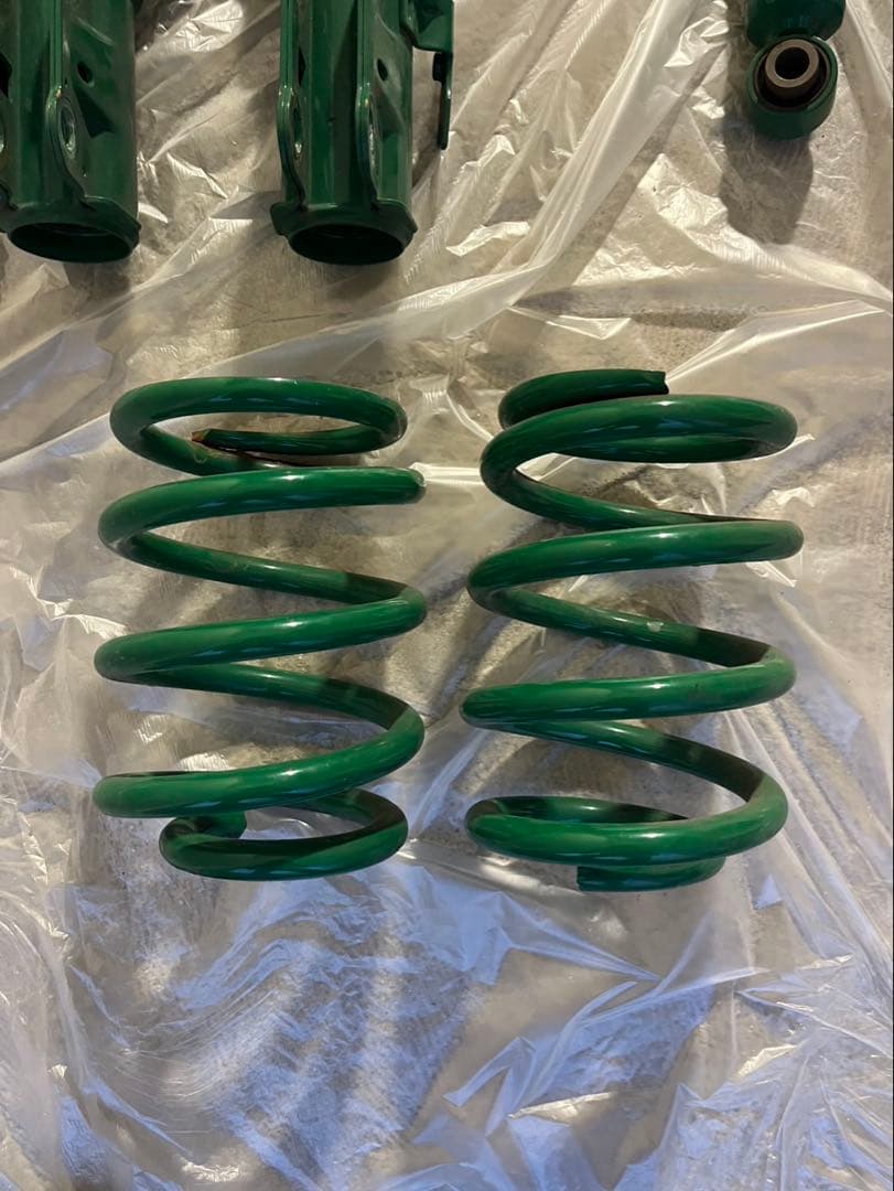 かっちゃんページ【TEIN】②ヴェルファイア 車高調 2個口