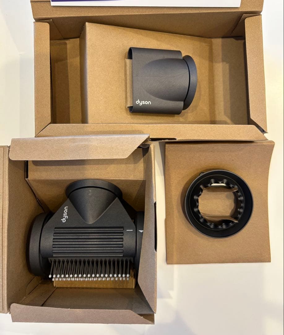 dyson ドライヤー アタッチメント