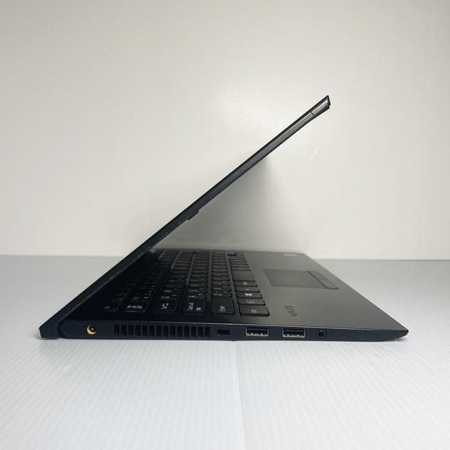 高性能★corei7&8GB&SSD256GB★VAIOPROPGノートパソコン