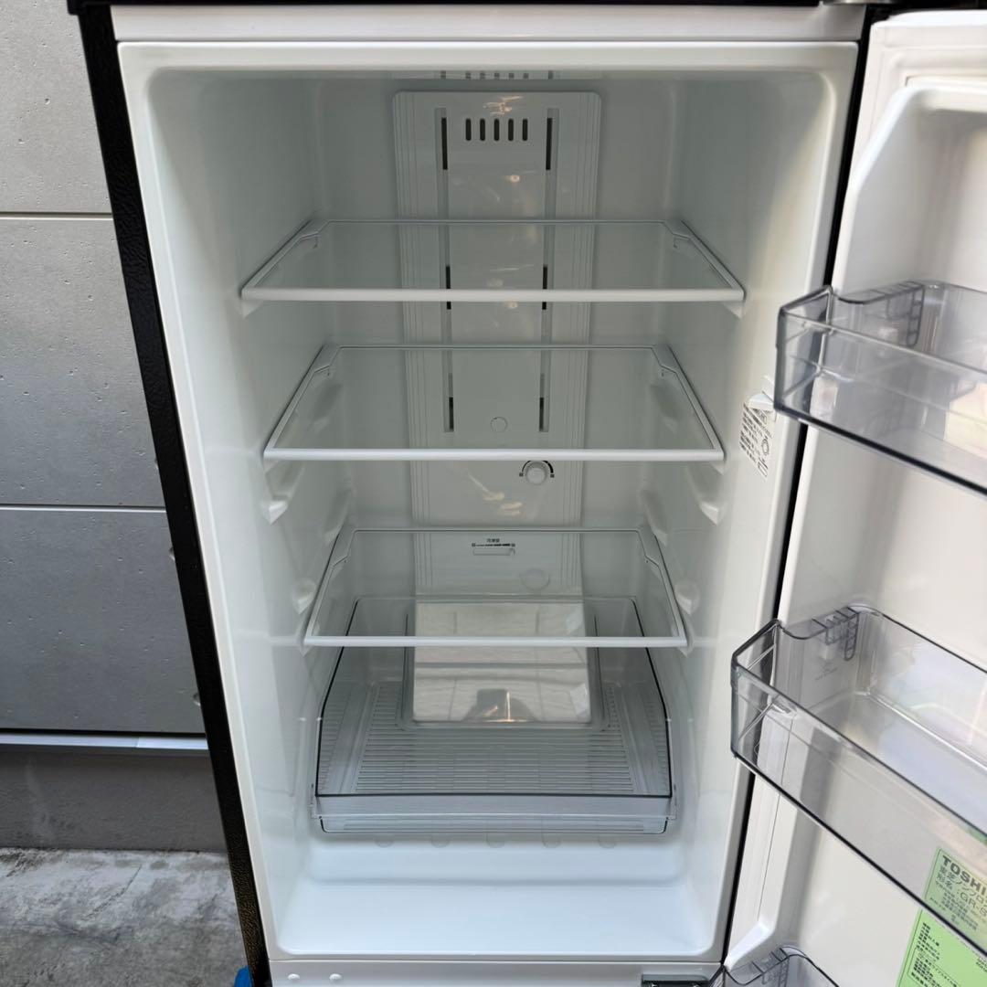 153⭐️2021年製美品★東芝　冷蔵庫　大型　ブラック　黒　一人暮らし