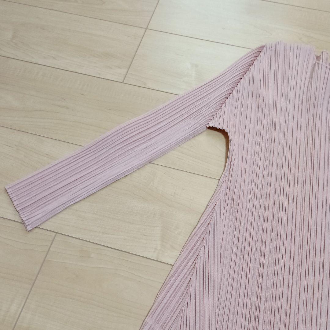 プリーツプリーズ　くすみピンク色　チュニック丈トップス　サイズ3