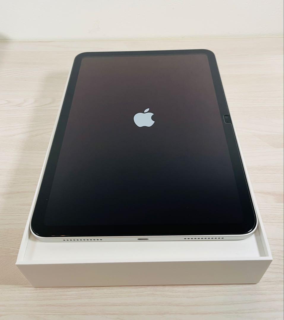 iPad 第11世代 (A16) 128GB シルバー本体＋ケースセット