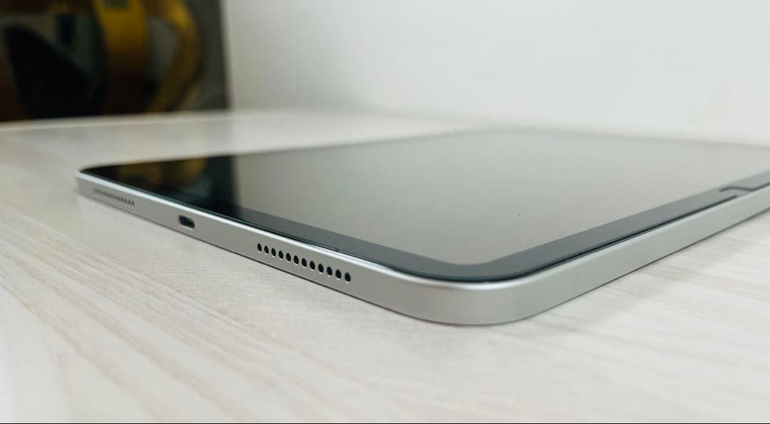 iPad 第11世代 (A16) 128GB シルバー本体＋ケースセット