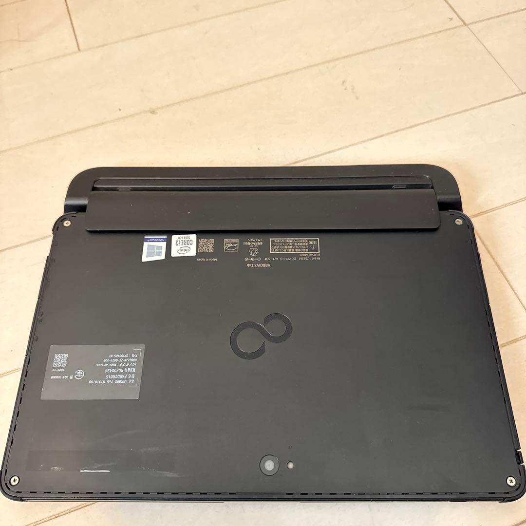 【良品】第10世代 i3 富士通 ARROWS Tab Q7310 Win11