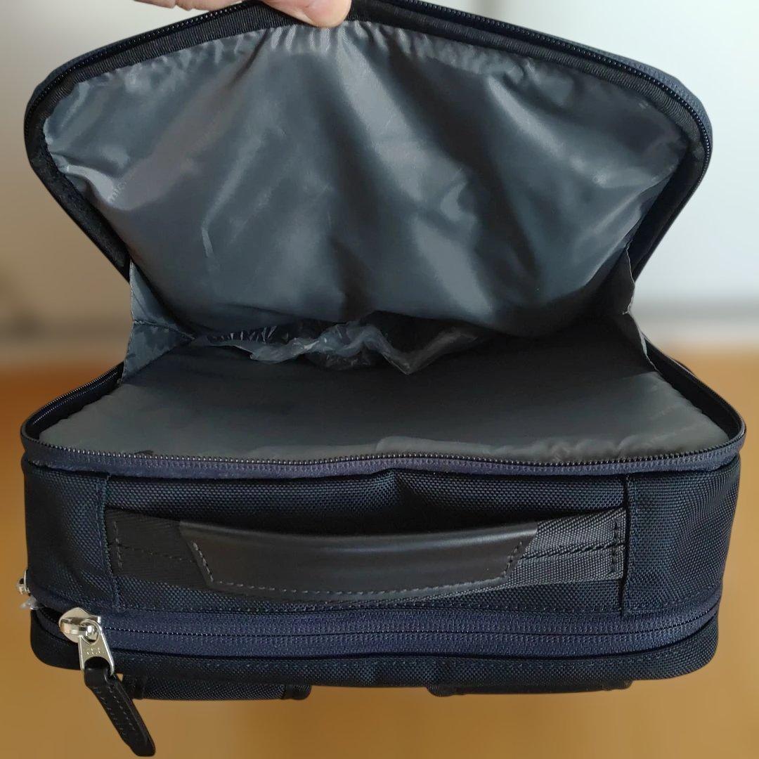 ほぼ新品　Samsonite　Trade Master 4　トレードマスター4
