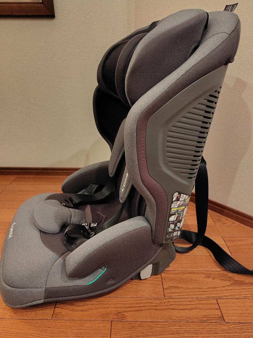 かっち　美品　コンビ ジョイトリップアドバンスISOFIX エッグショック