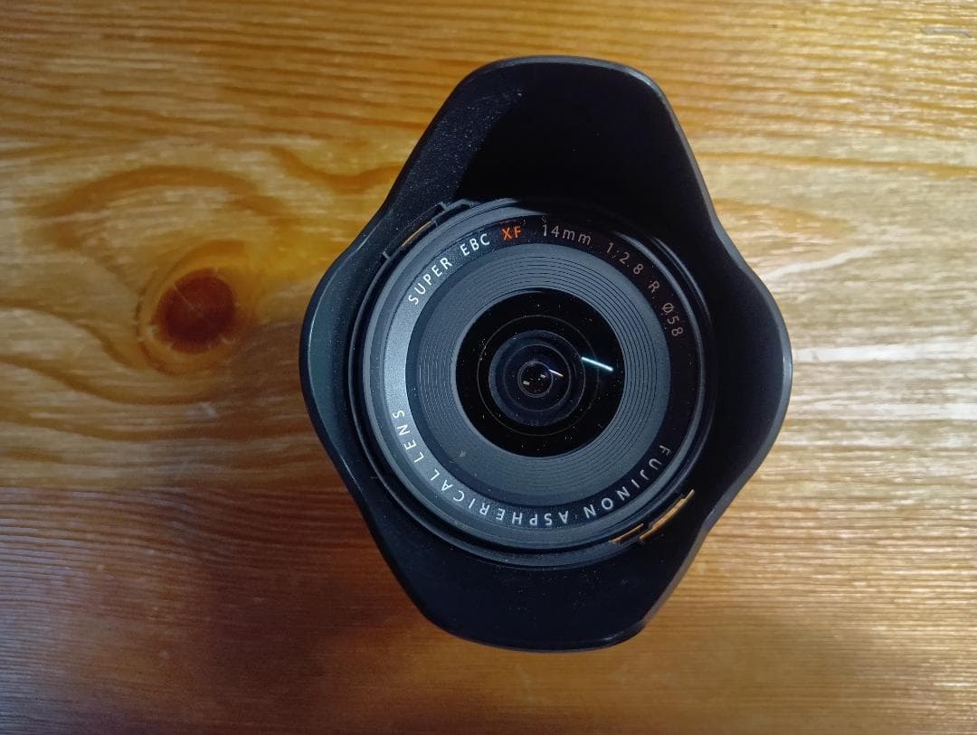 値下げFUJIFILM XF 14mm F2.8 R レンズ