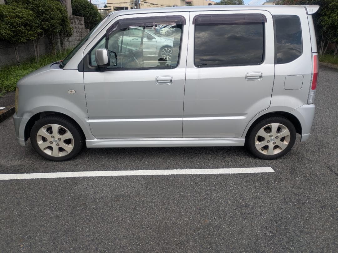 スズキ ワゴンR シルバー