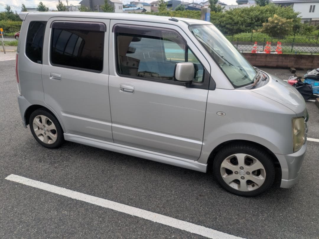 スズキ ワゴンR シルバー