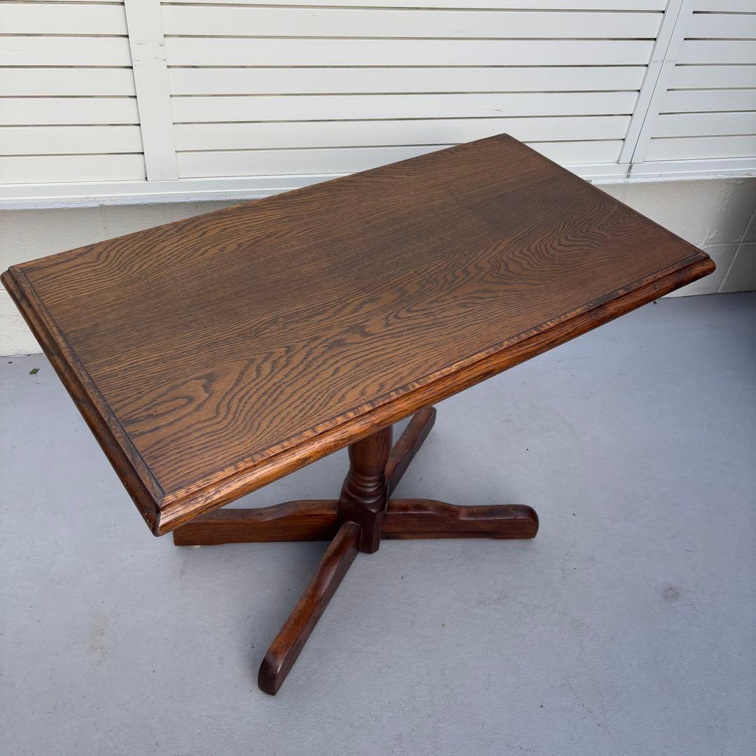 昭和レトロ　喫茶店にあった頑丈なテーブル　ビンテージ