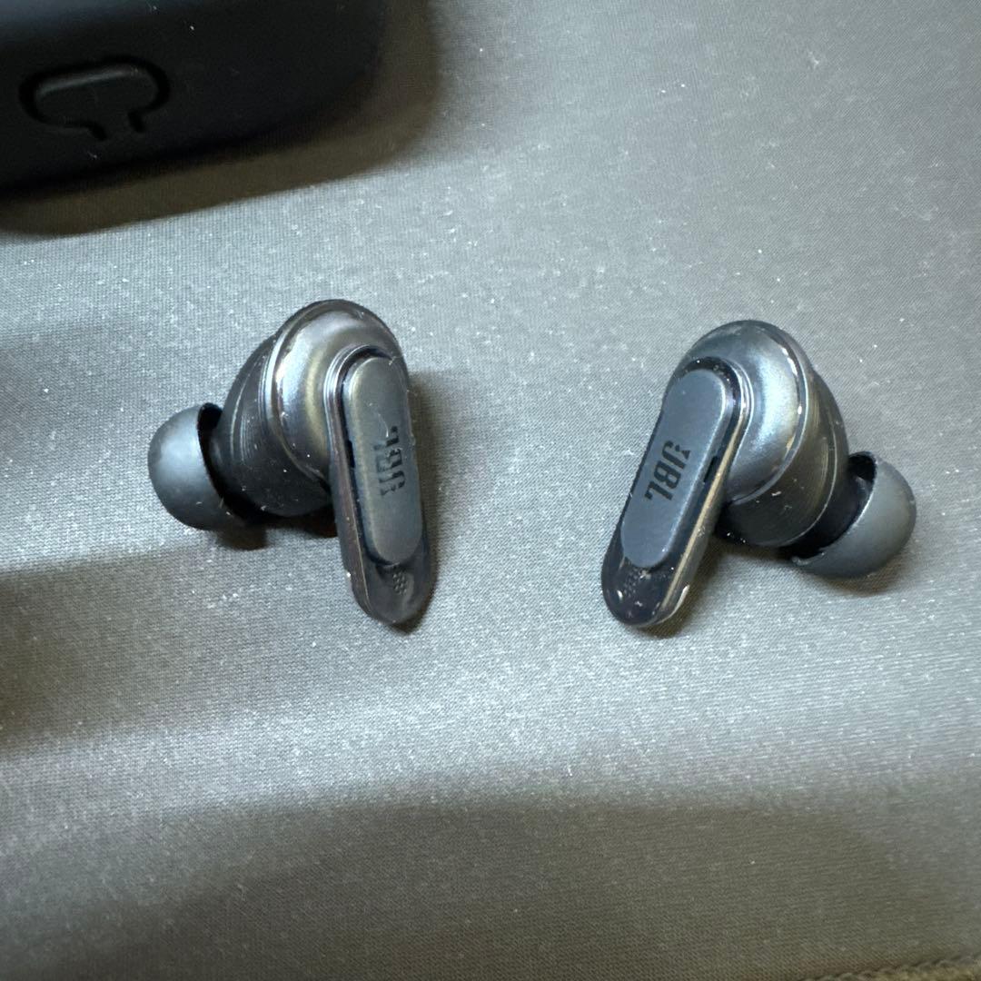 JBL Tour Pro 2 ブラック 本体のみ