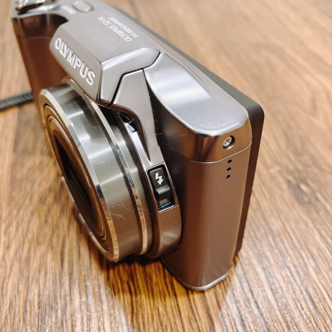 美品　OLYMPUS SZ-14 コンパクトデジタルカメラ　シルバー　スマホ転送