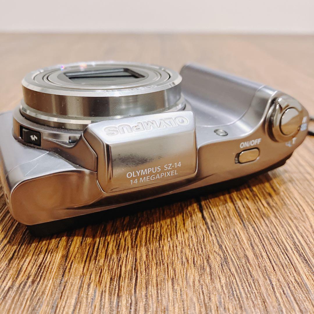 美品　OLYMPUS SZ-14 コンパクトデジタルカメラ　シルバー　スマホ転送