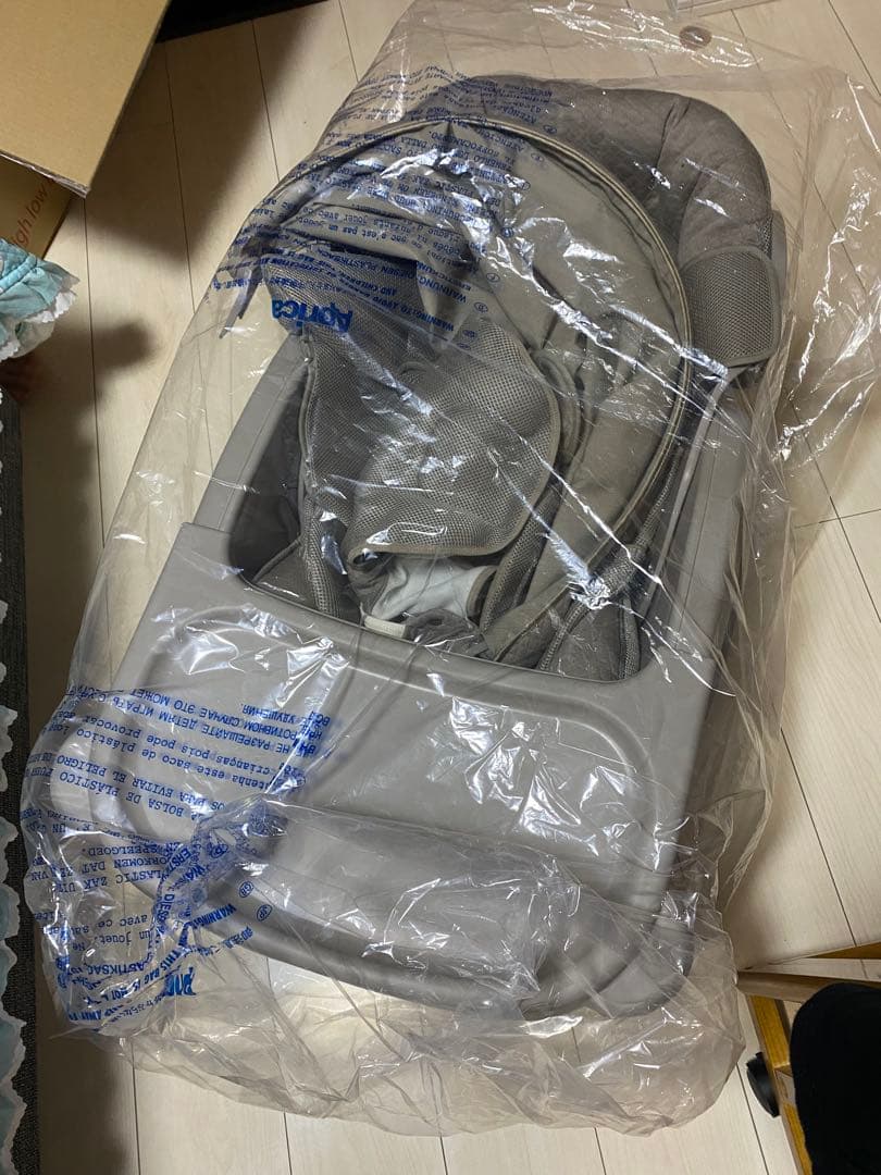 アップリカ　ユラリズムオートプレミアム　ムーンロックBR