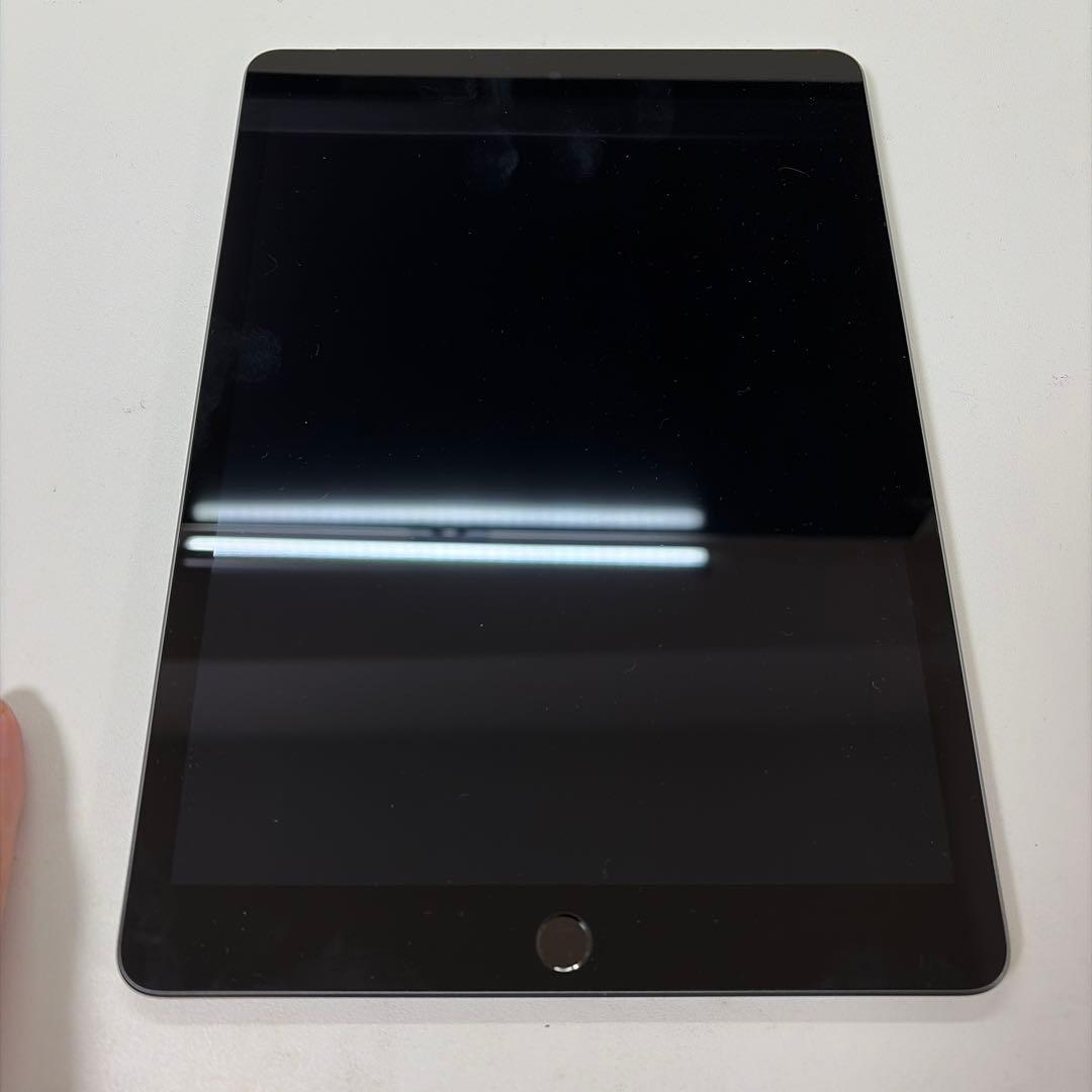 iPad 第9世代 64GB セルラーモデル