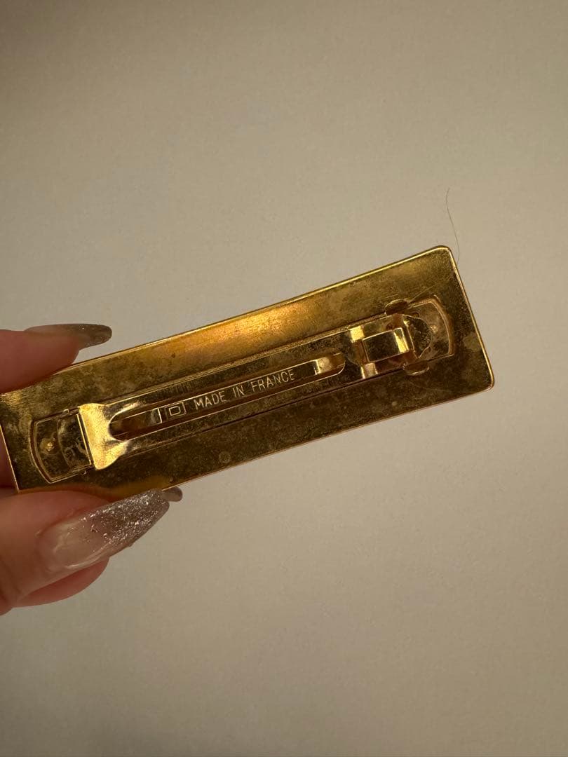 CHANEL ゴールド ロゴ ヘアアクセ　バレッタ