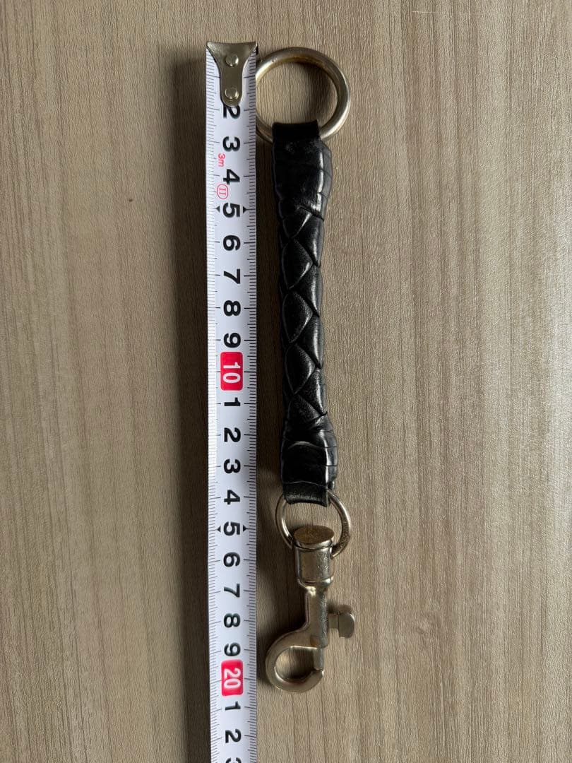 ボッテガヴェネタ イントレチャート レザー キーチェーン ブラック