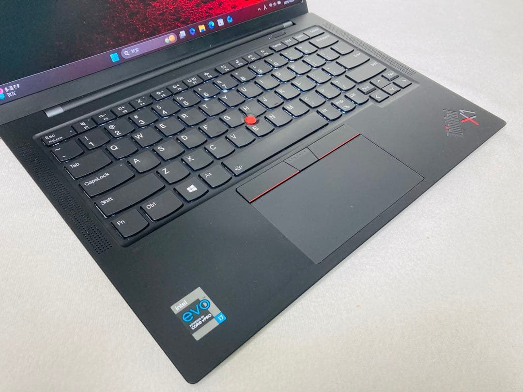 ThinkPad X1 Carbon Gen9/メモリ16GB/SSD512GB
