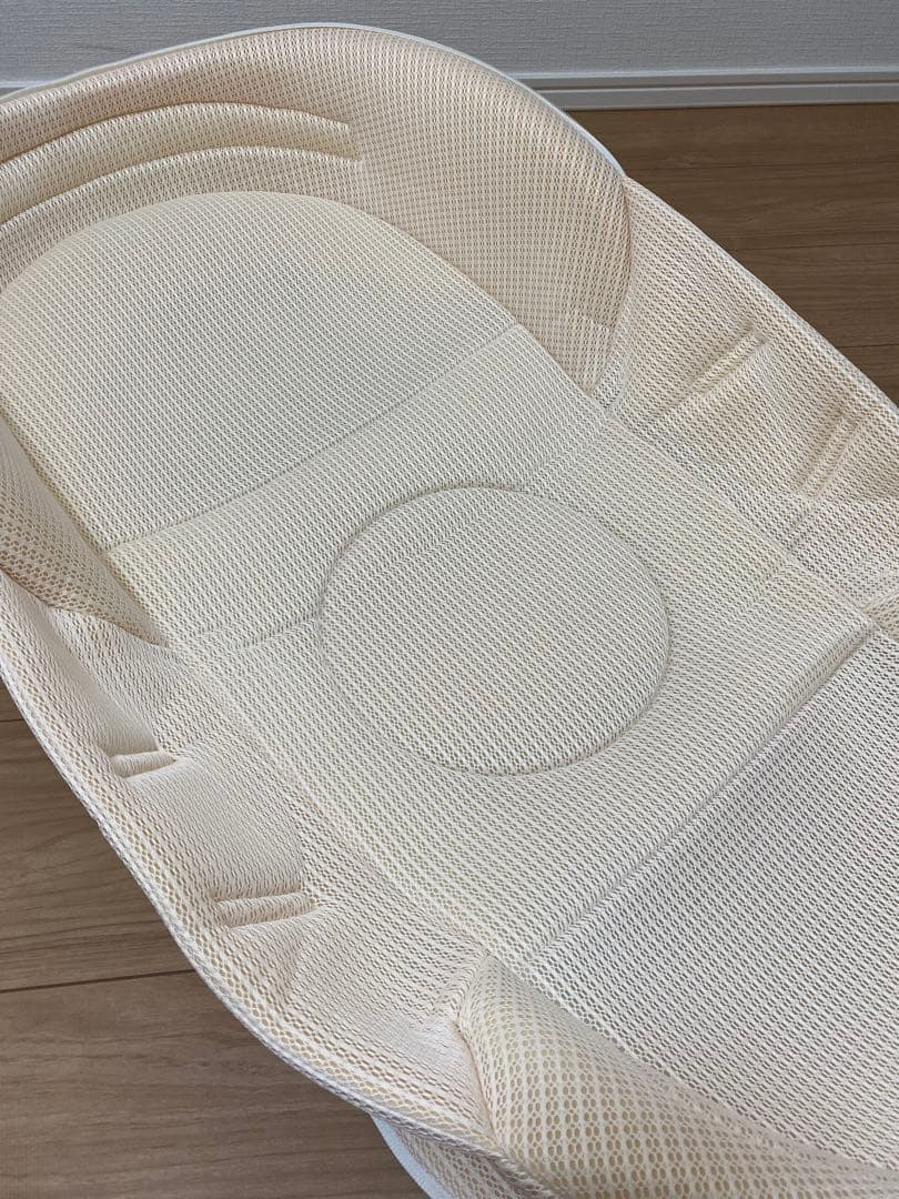 ネオママイズム　ベビーベッド　ベッドインベッド