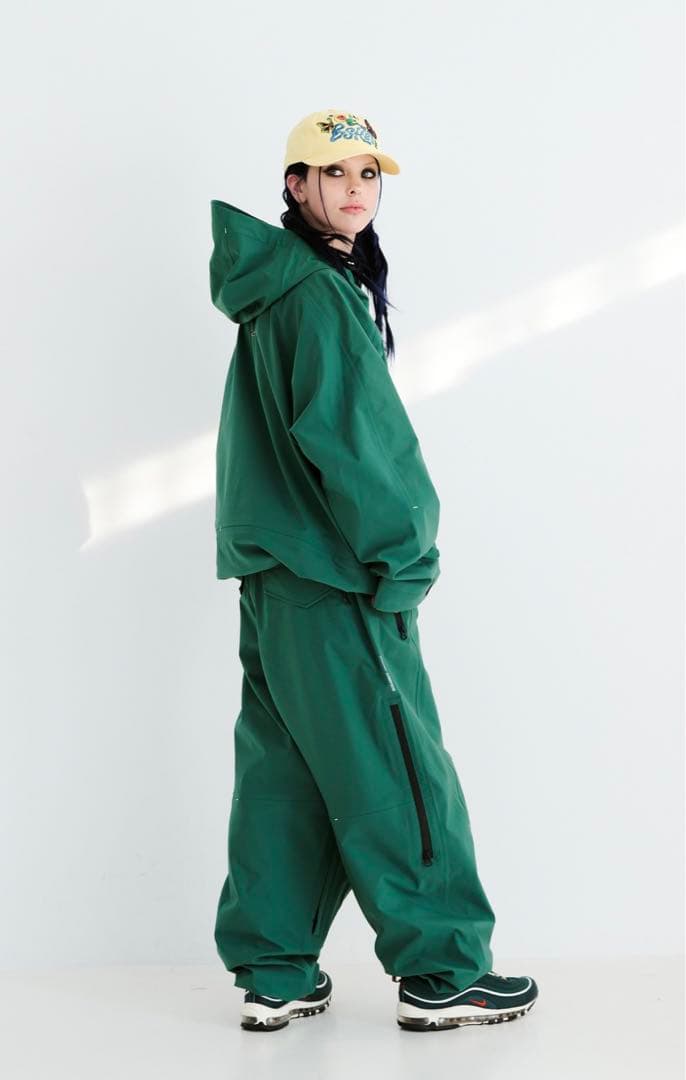 【新品未使用】BSRABBIT 24-25 スノーボードウエア上下セット　M