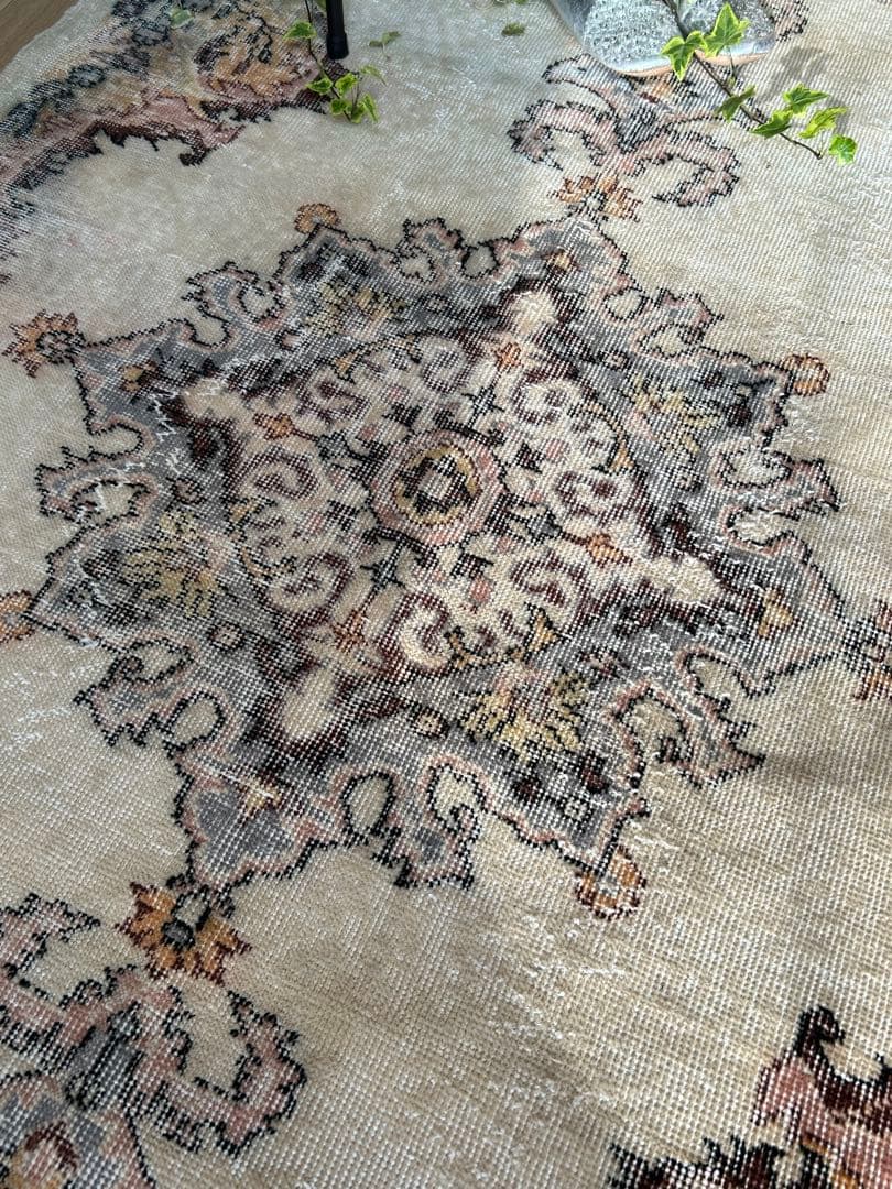 ＊お値下げ　トライバルラグ・トルコヴィンテージラグ・ウール 約121×203cm