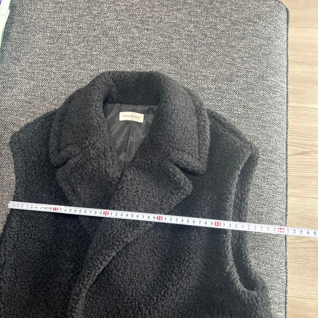 美品 BARNYARDSTORM プードル ファー ベスト ロングジレ ボア　黒