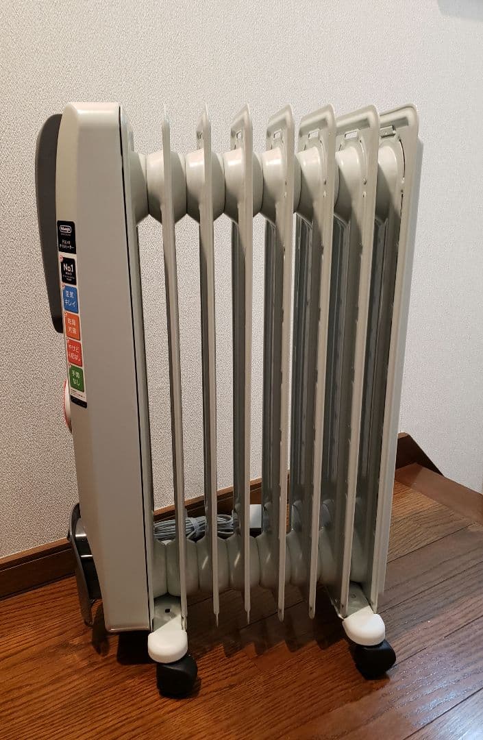 《美品》DeLonghi デロンギ オイルヒーター H770812EFSN-GY