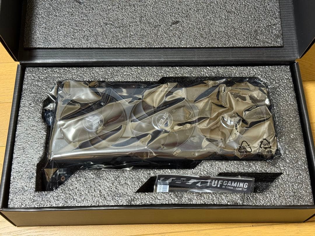 グラフィックボード・グラボ・ビデオカード ASUS TUF Gaming GeForceRTX4070Ti 12GB