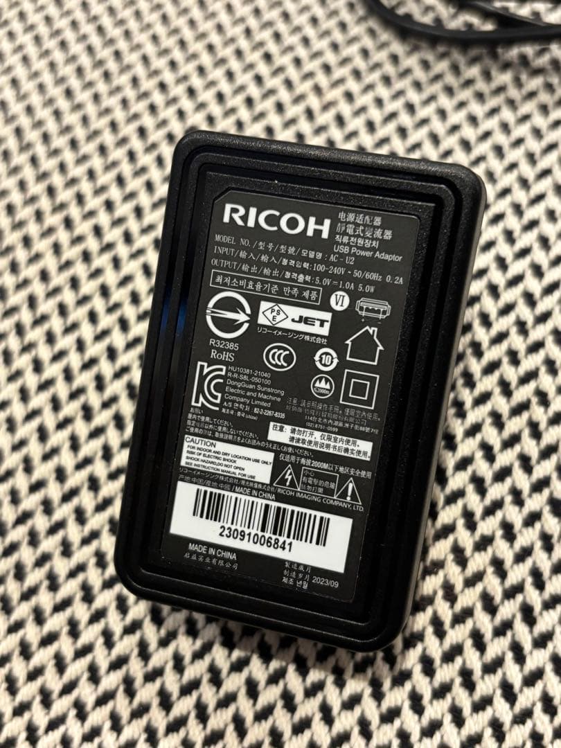 【美品】RICOH GR III（ショット数5176回）その他付属品付き