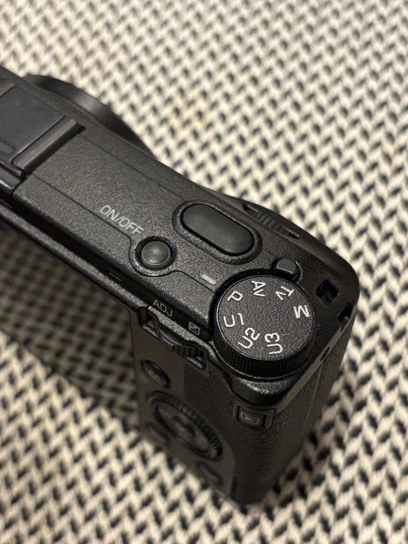 【美品】RICOH GR III（ショット数5176回）その他付属品付き
