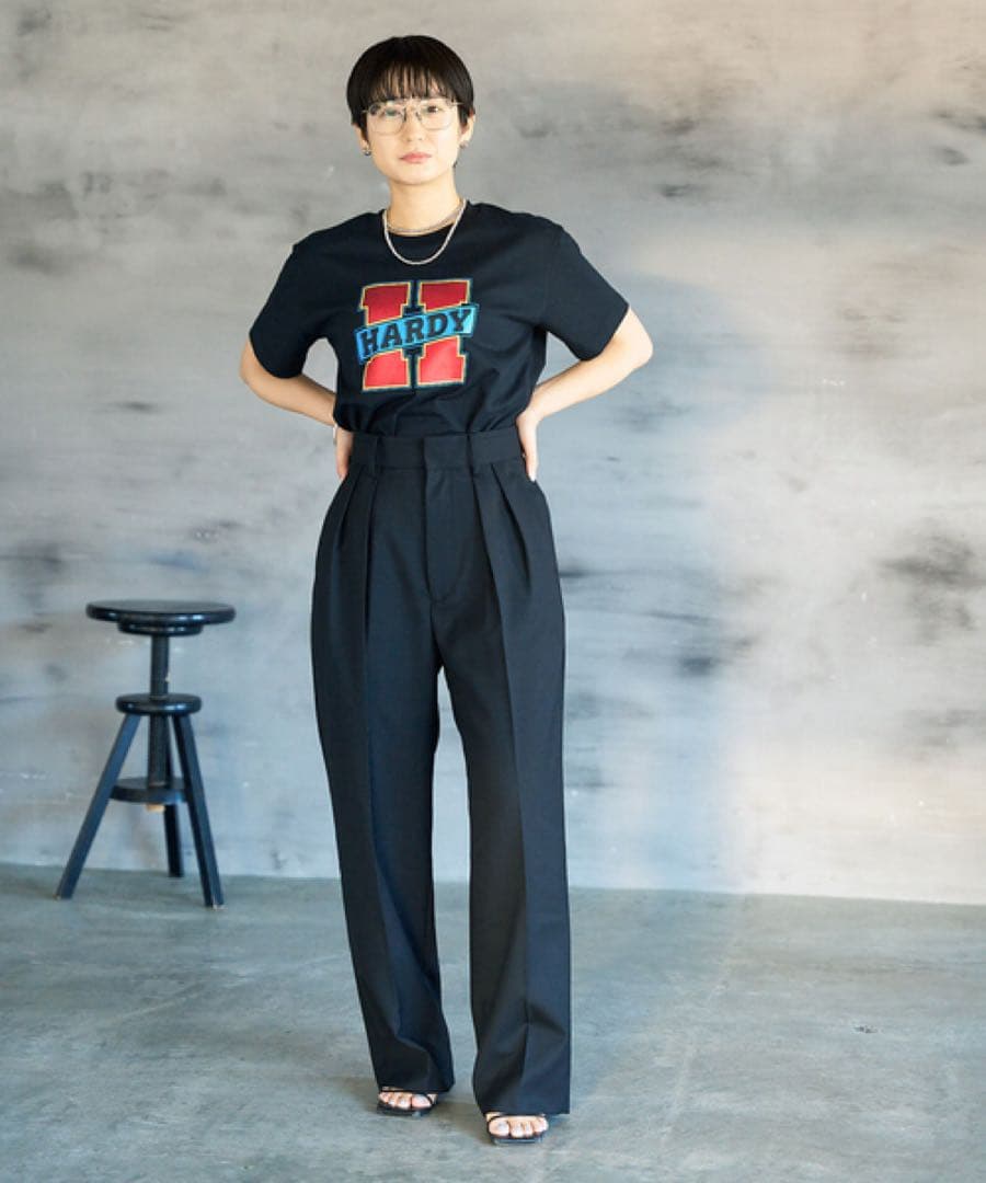 HARDY NOIR Hロゴ　Tシャツ