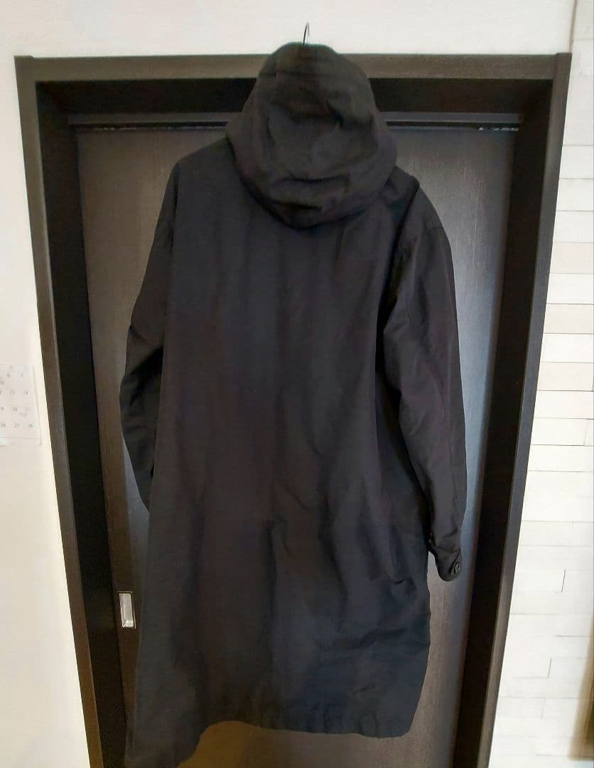 COMOLI コモリ コットンナイロンフーデッドコート ブラック 2