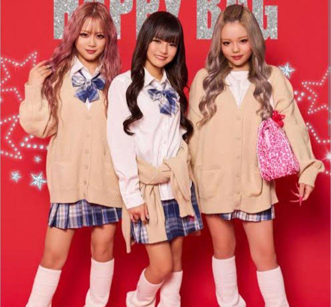 【未使用】バースデー コギャル KOGYARU 制服 120 レッグウォーマー