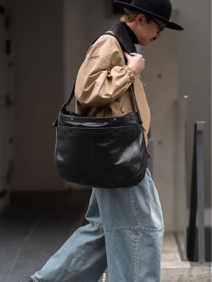 【新品】CCU NEW NEWSPAPER BAG L