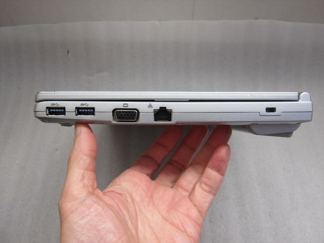 パナソニックCore i5-1145G7/16G/SSD/12.1型WUXGA