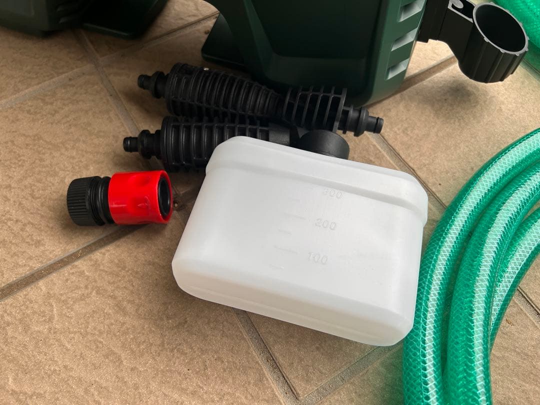 【美品】高圧洗浄機　BOSCH　EA110