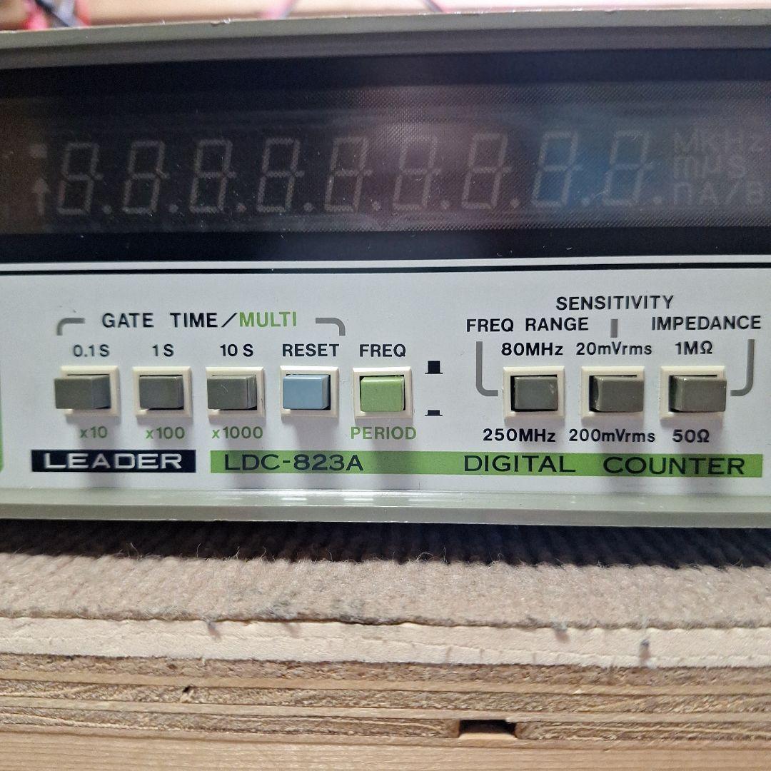リーダーLDC-827A周波数カウンター