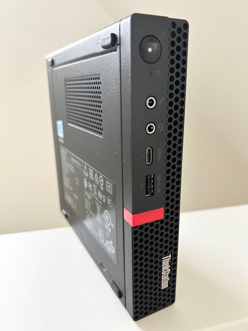 Lenovo Thinkstation P330 Tiny i7 第8世代 ミニ
