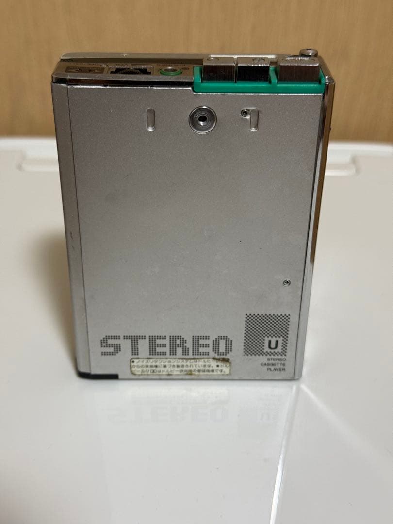 AIWA HS-U7 カセットプレーヤー