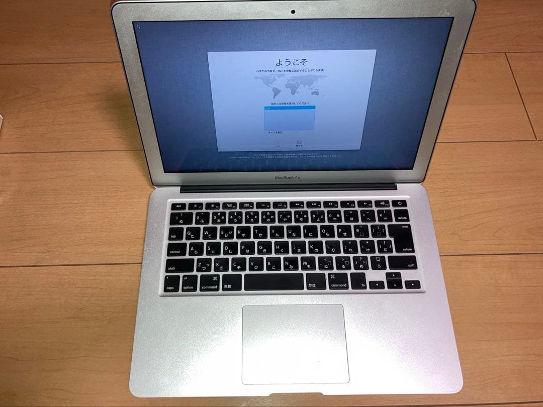 【起動OK】MacBook Air 13 4GB SSD128 初期化済