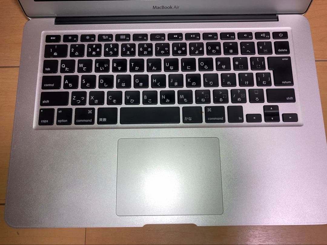 【起動OK】MacBook Air 13 4GB SSD128 初期化済