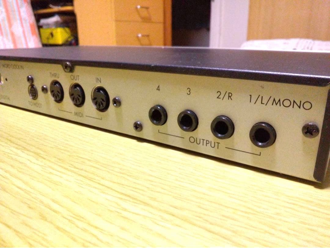 (KORG) コルグ TR-RACK 音源モジュール シンセ音源 ハード音源