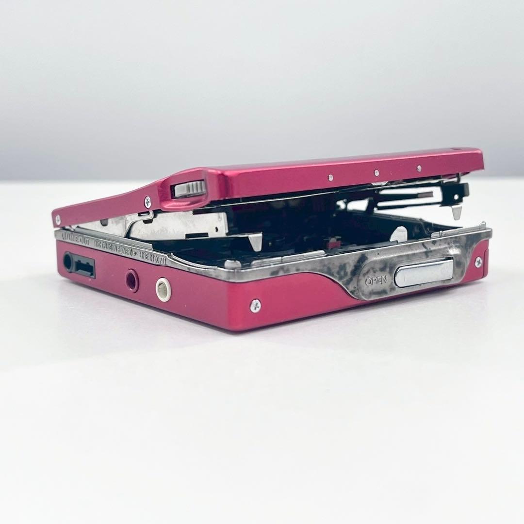 動作品 SONY MDウォークマン MZ-R900 レッド 再生OK