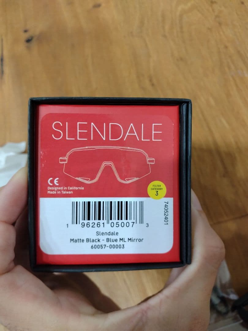 100% Slendale マットブラック